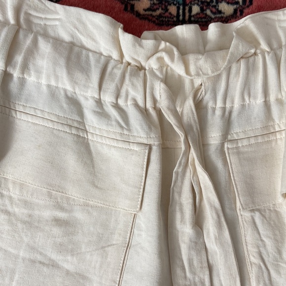 Zara Paperbag Waist Shorts with Oversized Pockets - Picture 2 of 7